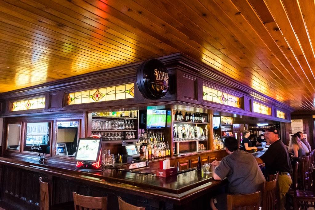 Black Water Tavern & Tap | restaurant | 12443 Broadway, Alden, NY 14004, USA | 7169024317 OR +1 716-902-4317