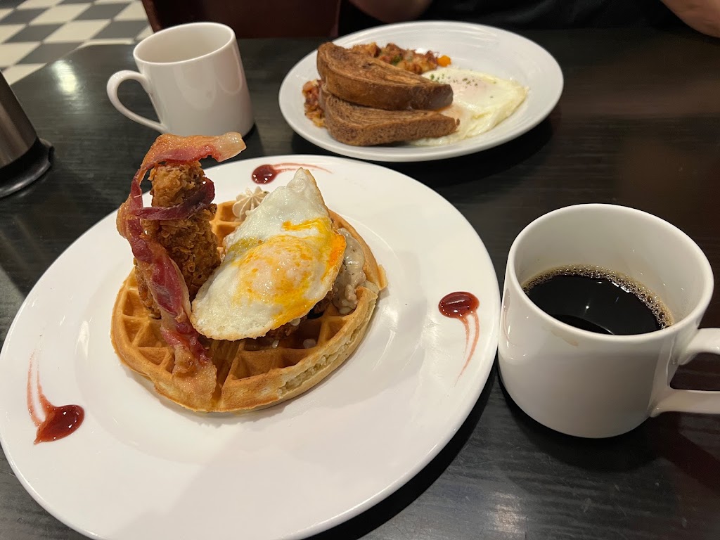 Leesburg Diner | restaurant | 9 S King St, Leesburg, VA 20175, USA | 7037771800 OR +1 703-777-1800