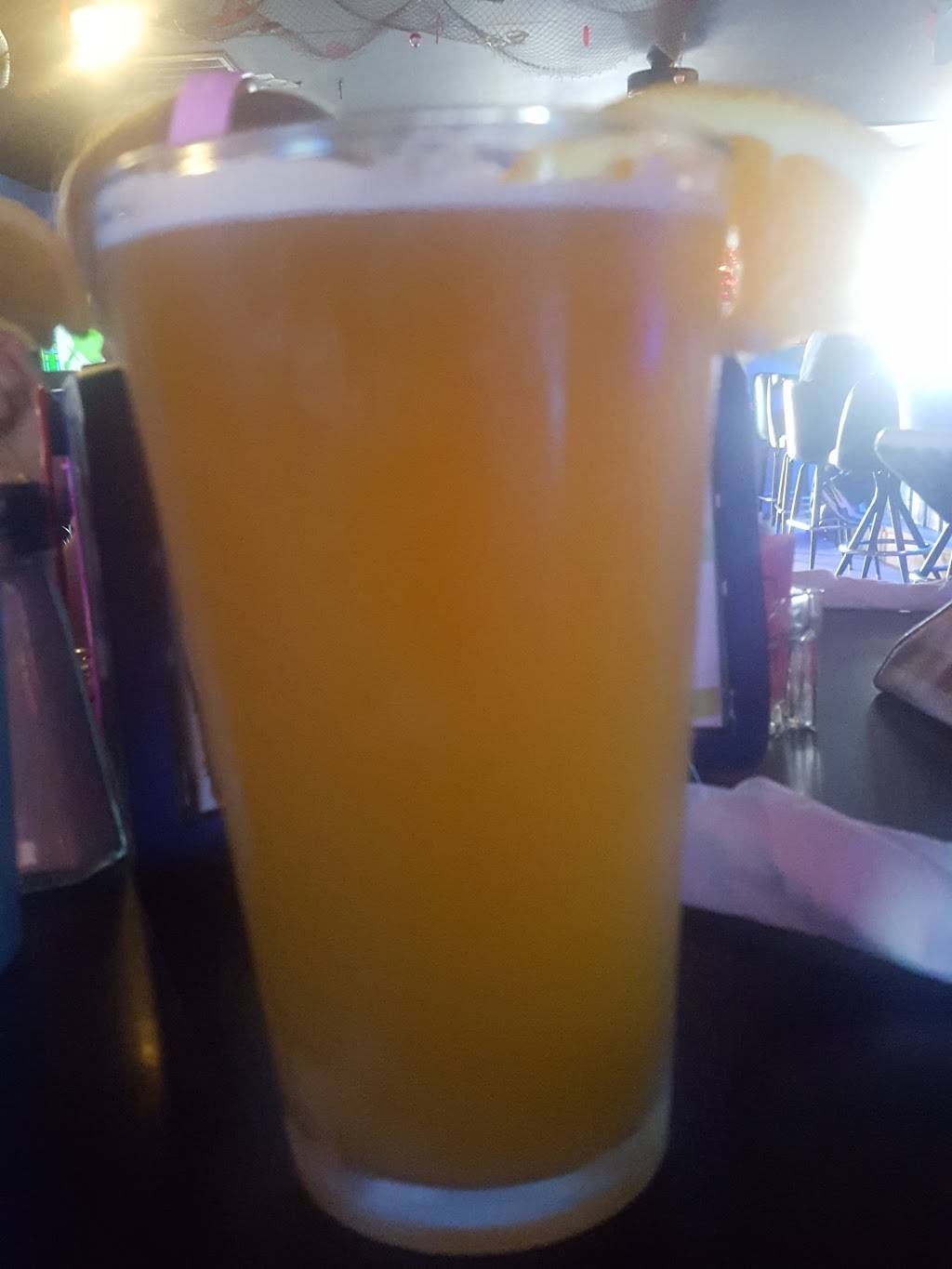 Wigglers Bar and Grill | restaurant | 7243 St James Dr, Edwardsville, IL 62025, USA | 6186550803 OR +1 618-655-0803