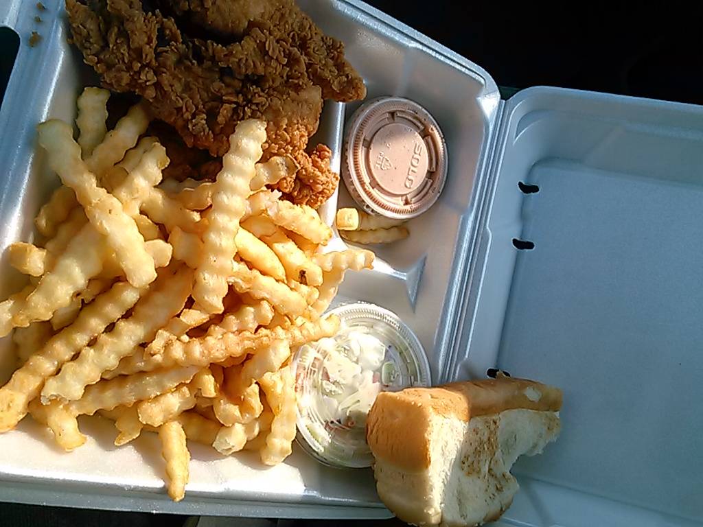 Raising Canes Chicken Fingers | meal takeaway | 10490 Westport Rd, Louisville, KY 40241, USA | 5024254040 OR +1 502-425-4040