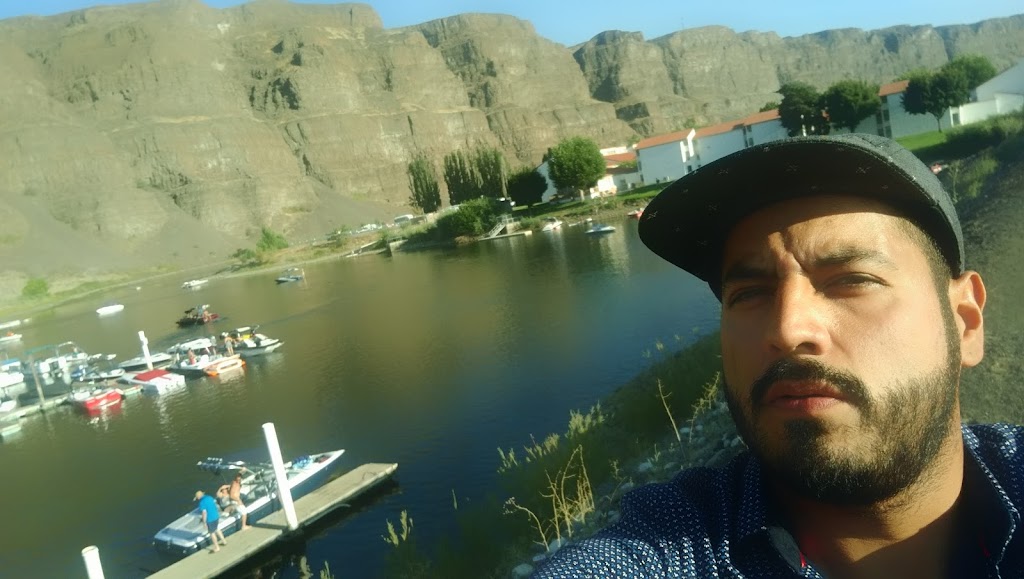 Island Cup and Cone | cafe | 23572 Sunserra Loop Suite 250, Quincy, WA 98848, USA | 5097973812 OR +1 509-797-3812