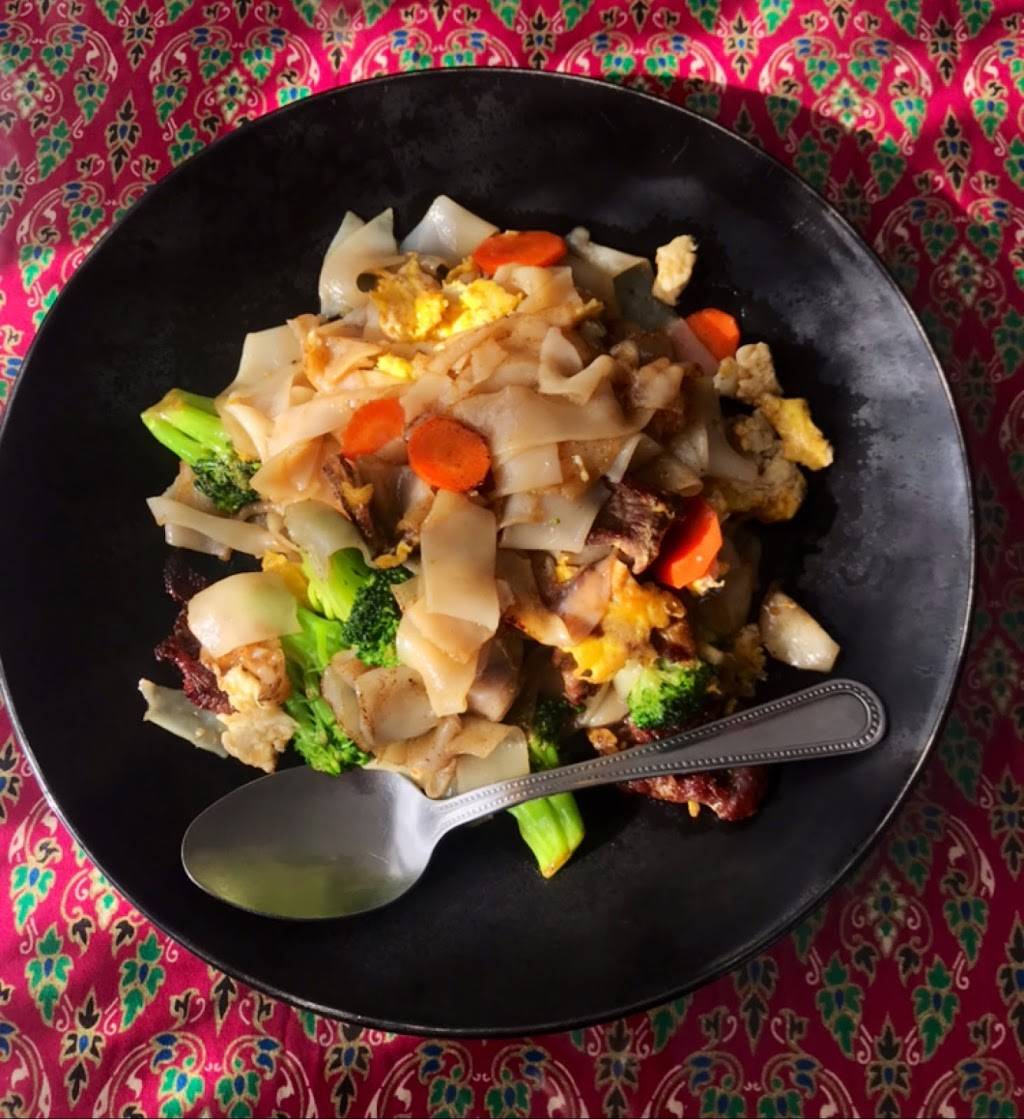 Thai Kitchen | restaurant | 161 Traffic Way, Arroyo Grande, CA 93420, USA | 8054811005 OR +1 805-481-1005