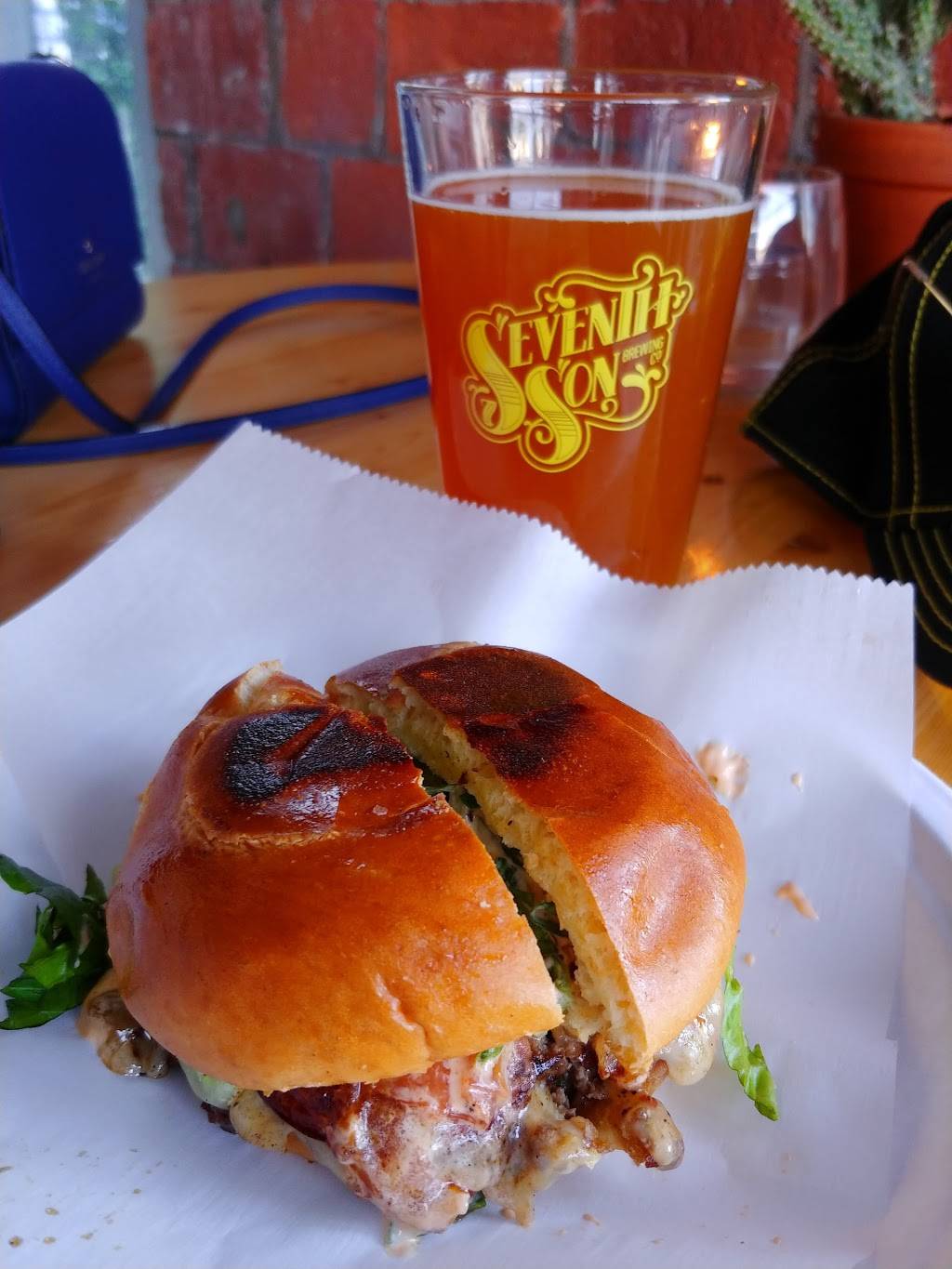 Seventh Son Brewing Co. | restaurant | 1101 N 4th St, Columbus, OH 43201, USA | 6144212337 OR +1 614-421-2337