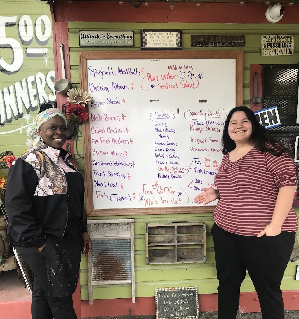 Millers Produce Soulfood Kitchen | restaurant | 7303 N Pearl St, Jacksonville, FL 32208, USA | 9045533741 OR +1 904-553-3741