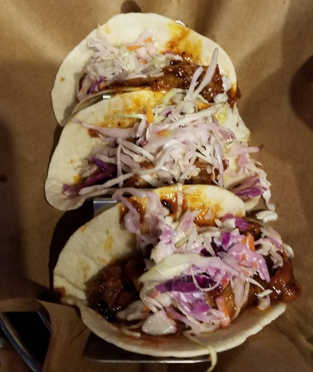 Recbar | restaurant | 10301 Taylorsville Rd, Jeffersontown, KY 40299, USA | 5025093033 OR +1 502-509-3033