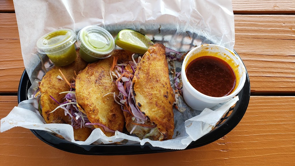 CJs Tacos | restaurant | 5804 Burleson Rd, Austin, TX 78744, USA | 5129954199 OR +1 512-995-4199