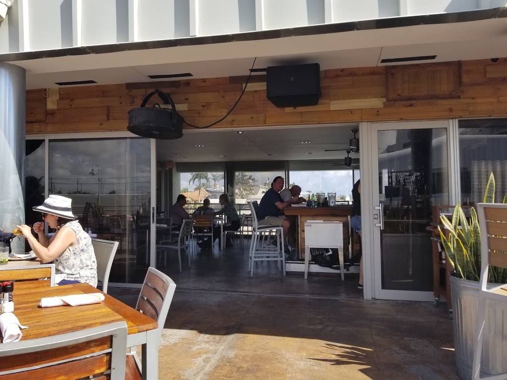 Pelican Landing | restaurant | Pier Sixty-Six Marina, 2301 SE 17th St, Fort Lauderdale, FL 33316, USA | 9545243444 OR +1 954-524-3444