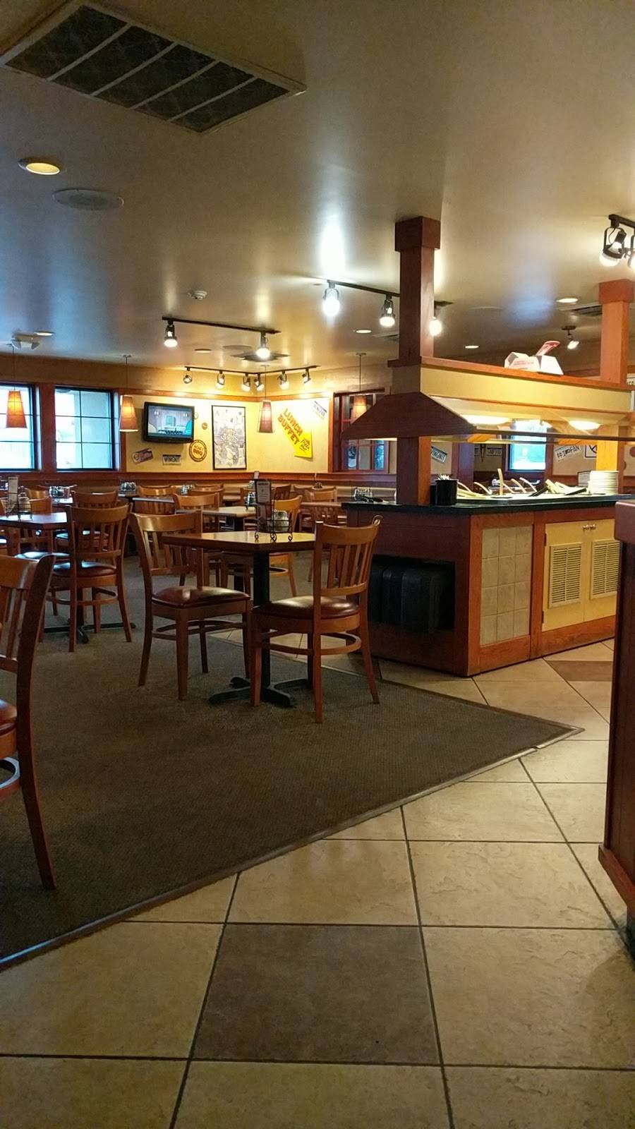 Pizza Hut | restaurant | 320 S West End Blvd, Quakertown, PA 18951, USA | 2155360245 OR +1 215-536-0245