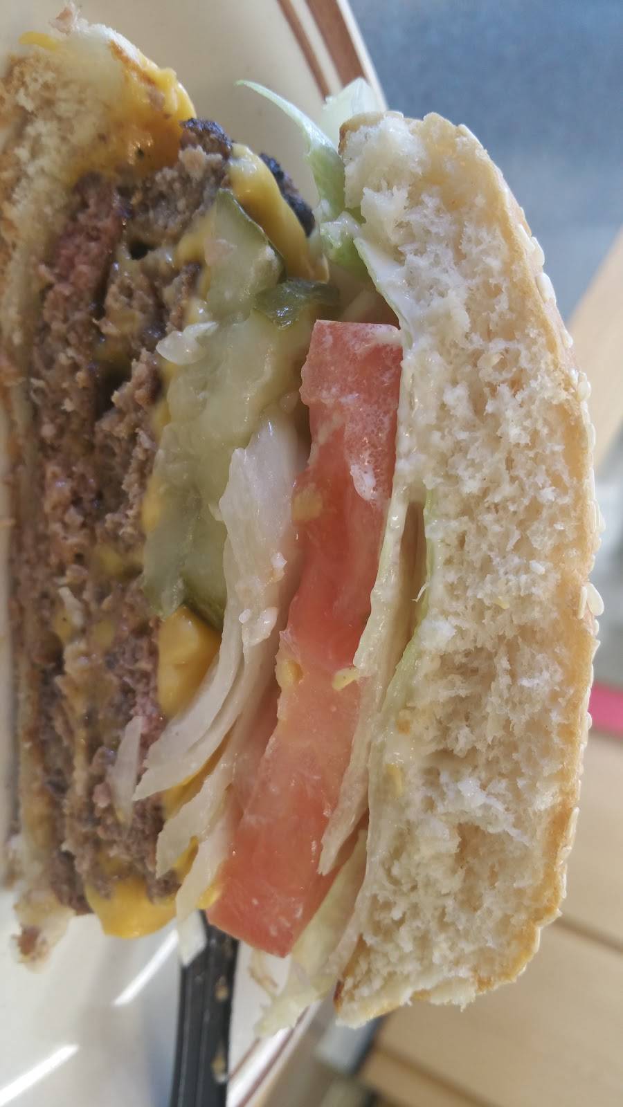 Applewood Coney Island | restaurant | 28640 Michigan Ave, Inkster, MI 48141, USA | 7348958114 OR +1 734-895-8114