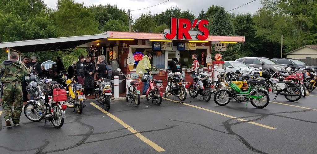 Jrs Dairy Sweet Drive Inn | restaurant | 1066 US-33, Wolflake, IN 46796, USA | 2606352045 OR +1 260-635-2045