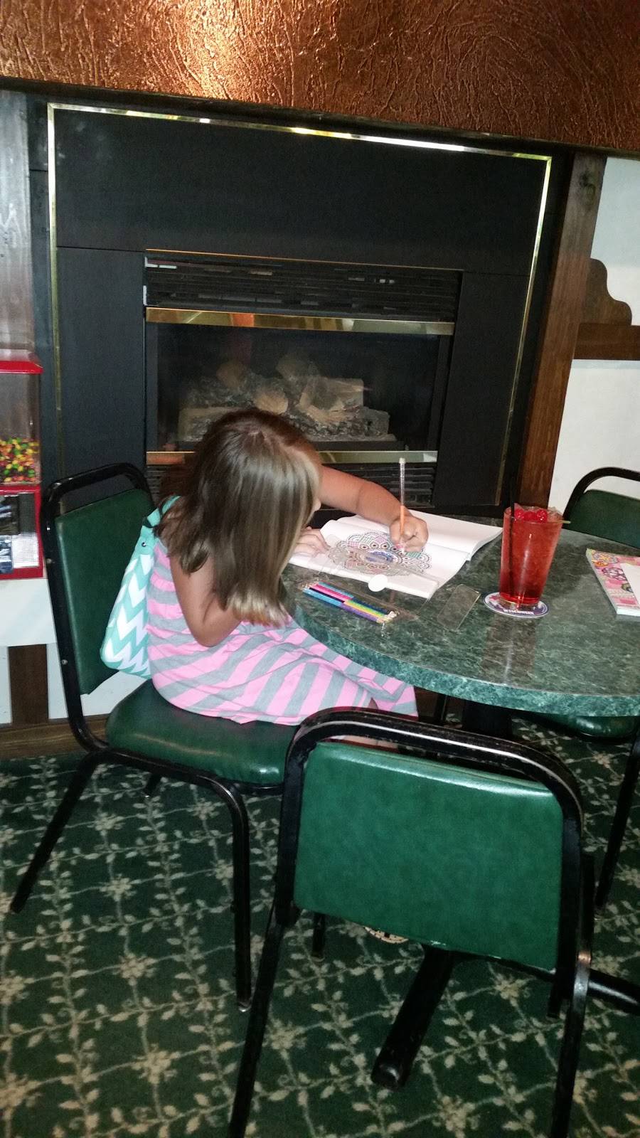 Bavarian Inn | restaurant | 104 E Main St, Lena, WI 54139, USA | 9208295168 OR +1 920-829-5168