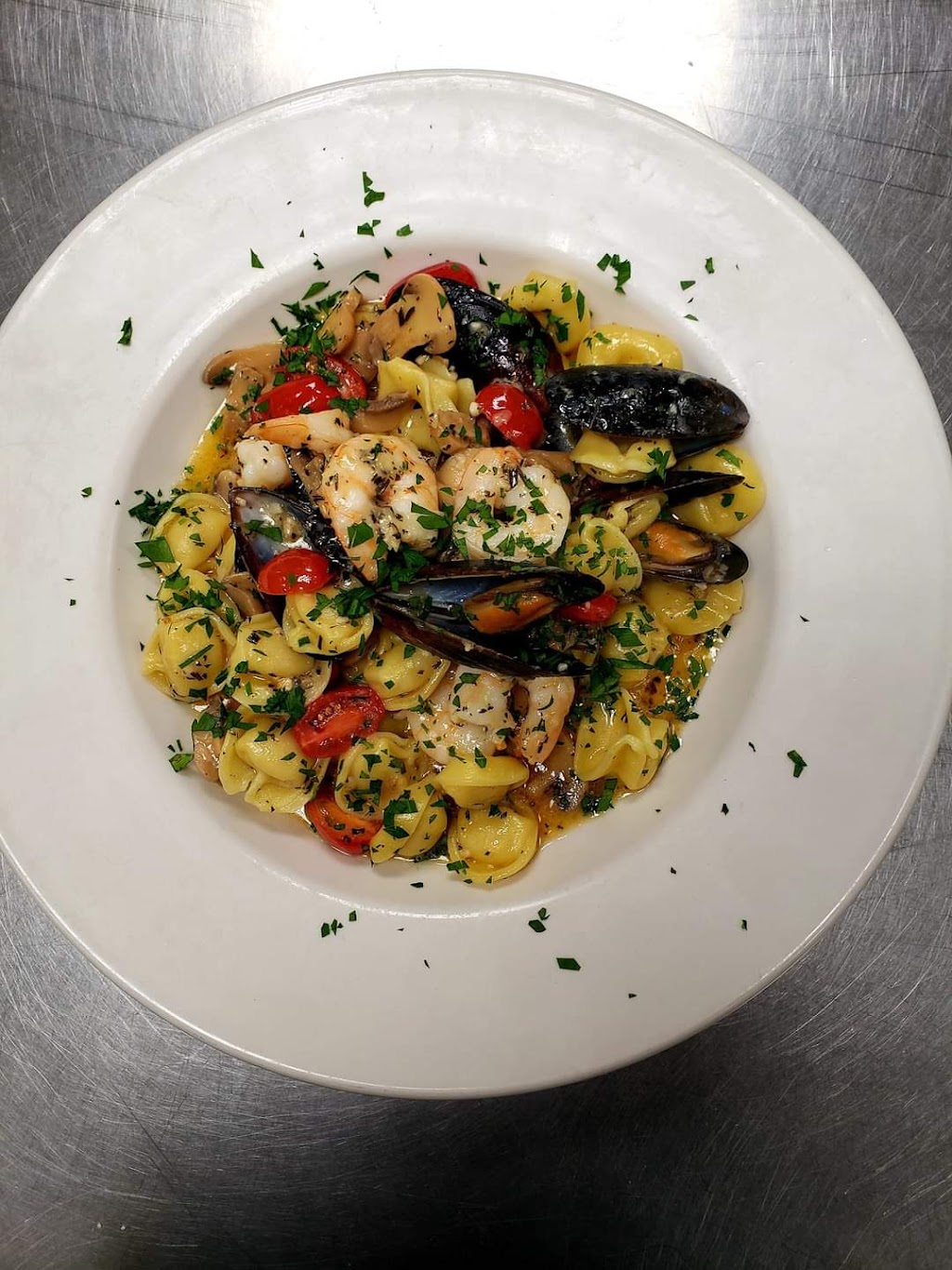 The Brothers Cafe | restaurant | 3450 Lyndale Ave S, Minneapolis, MN 55408, USA | 6122747154 OR +1 612-274-7154