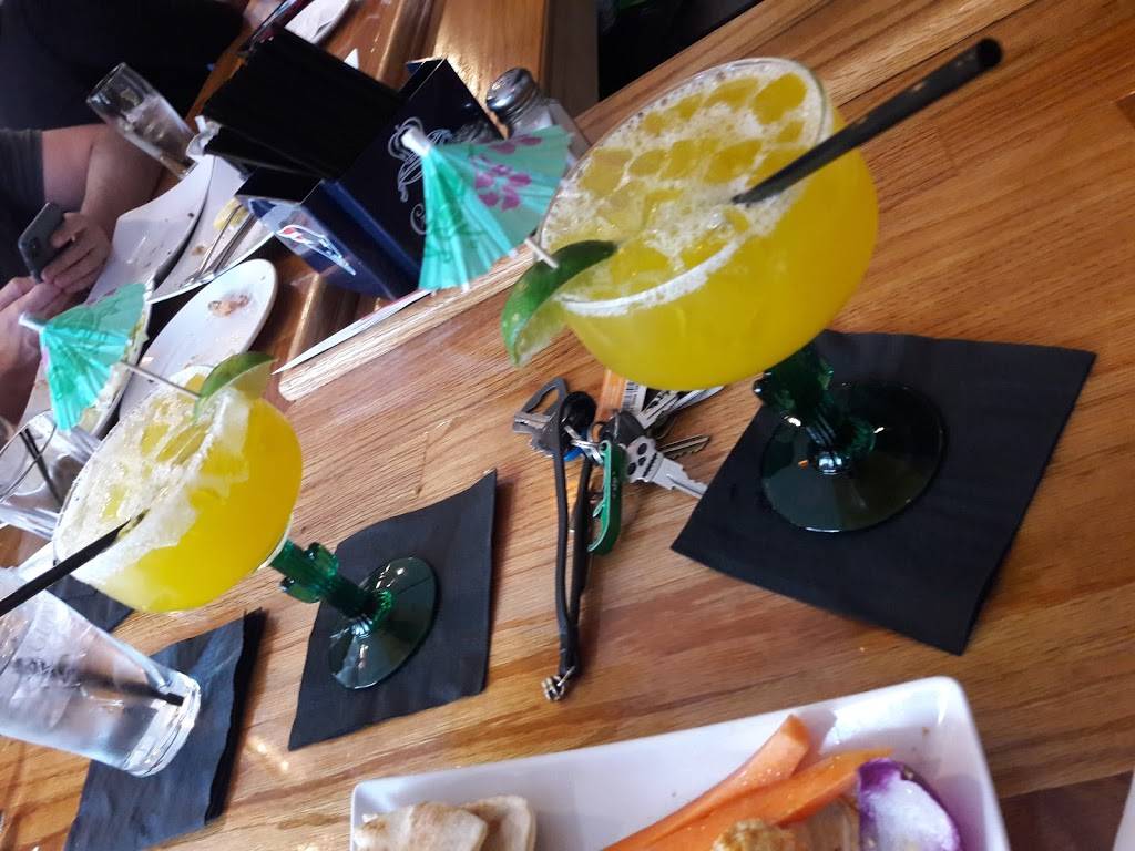 Double Ts Tavern | restaurant | Weed St, Marlborough, MA 01752, USA | 5084850007 OR +1 508-485-0007