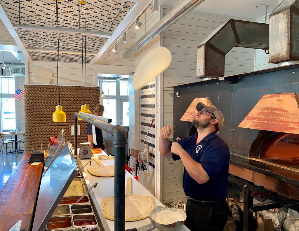 Dylans Pizzaria | restaurant | 128 Market St suite d, Port Aransas, TX 78373, USA | 3614161844 OR +1 361-416-1844