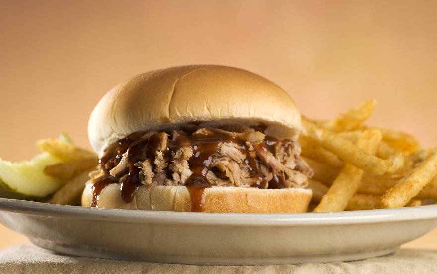 Sticky Fingers Ribhouse- BBQ Charleston | restaurant | 1200 N Main St, Summerville, SC 29483, USA | 8438717427 OR +1 843-871-7427