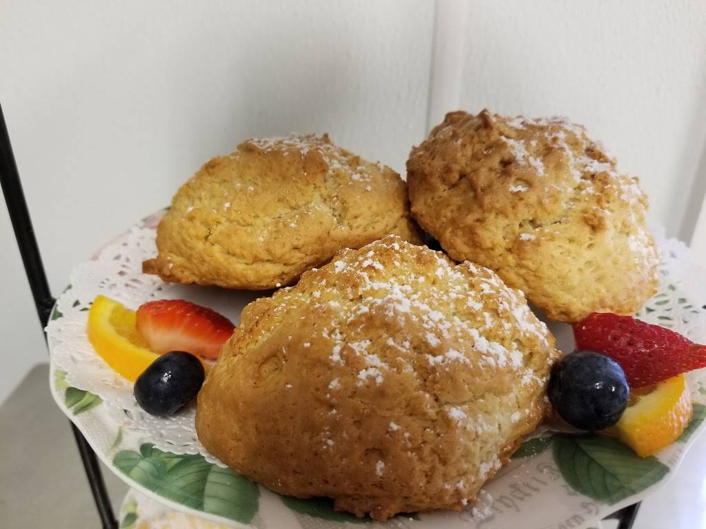 Aylesbury Tea Room | restaurant | 209 E Market St, Leesburg, VA 20176, USA | 7038686935 OR +1 703-868-6935