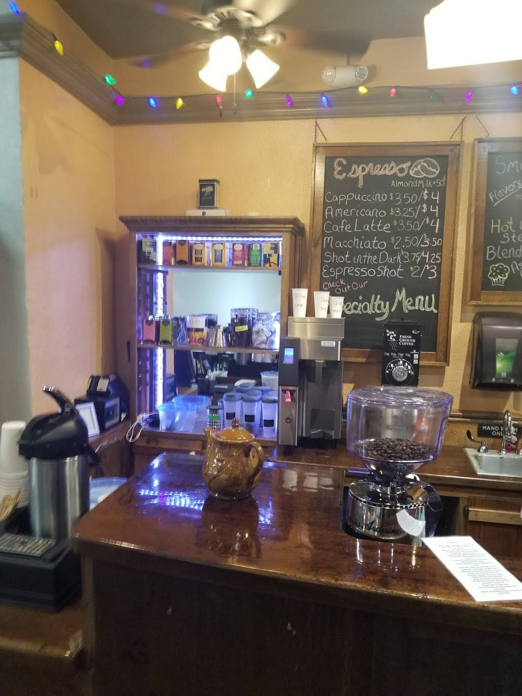 Leftys Eats & Espresso Xenia | restaurant | 29 E Main St, Xenia, OH 45385, USA | 9377088223 OR +1 937-708-8223