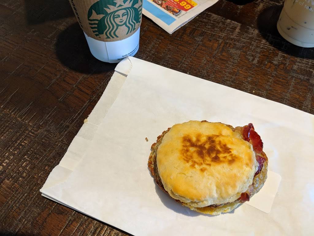 Starbucks | cafe | 8121 TN-100, Bellevue, TN 37221, USA | 6156469883 OR +1 615-646-9883
