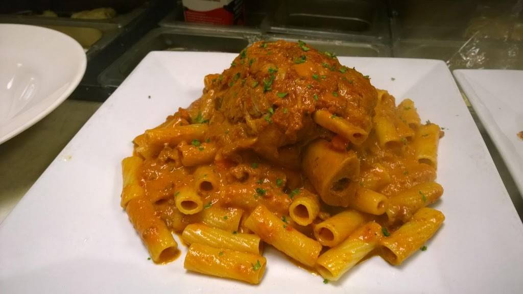 Luigis Pizza & Restaurant | meal takeaway | 16 Skyline Lakes Dr, Ringwood, NJ 07456, USA | 9738390268 OR +1 973-839-0268