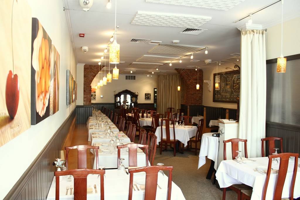 Grange Kitchen & Bar | restaurant | 118 W Liberty St, Ann Arbor, MI 48104, USA | 7349952107 OR +1 734-995-2107