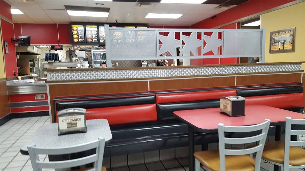 Hardees | restaurant | 950 E Main St, Piggott, AR 72454, USA | 8705982024 OR +1 870-598-2024