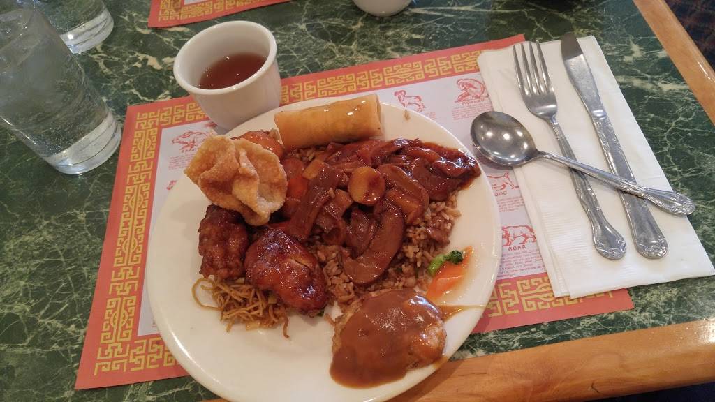 Le Gong Gourmet | restaurant | 2140 W St Paul Ave C, Waukesha, WI 53188, USA | 2628966688 OR +1 262-896-6688