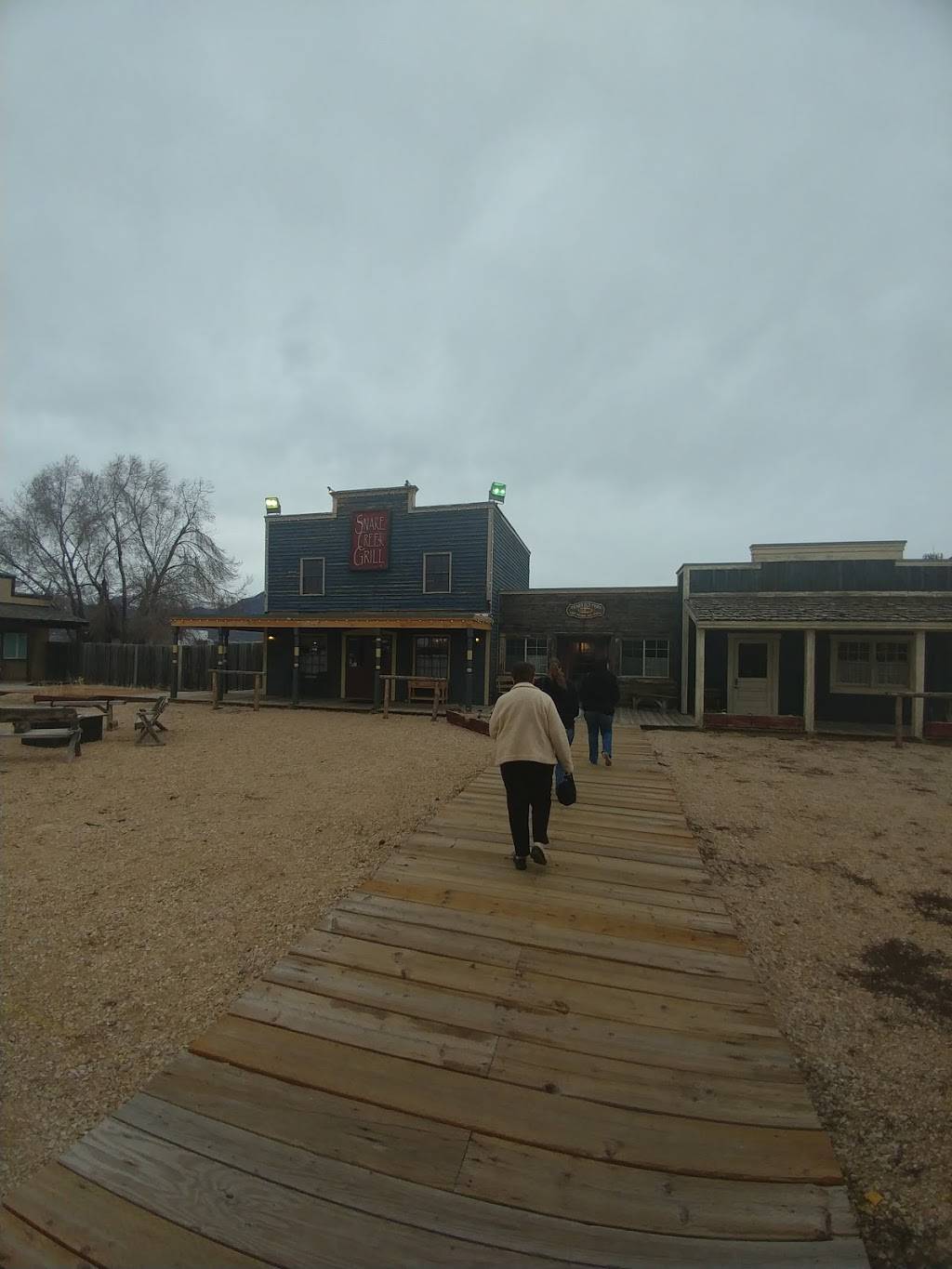 Snake Creek Grill Catering | restaurant | 650 W 100 S #6, Heber City, UT 84032, USA | 4356542133 OR +1 435-654-2133