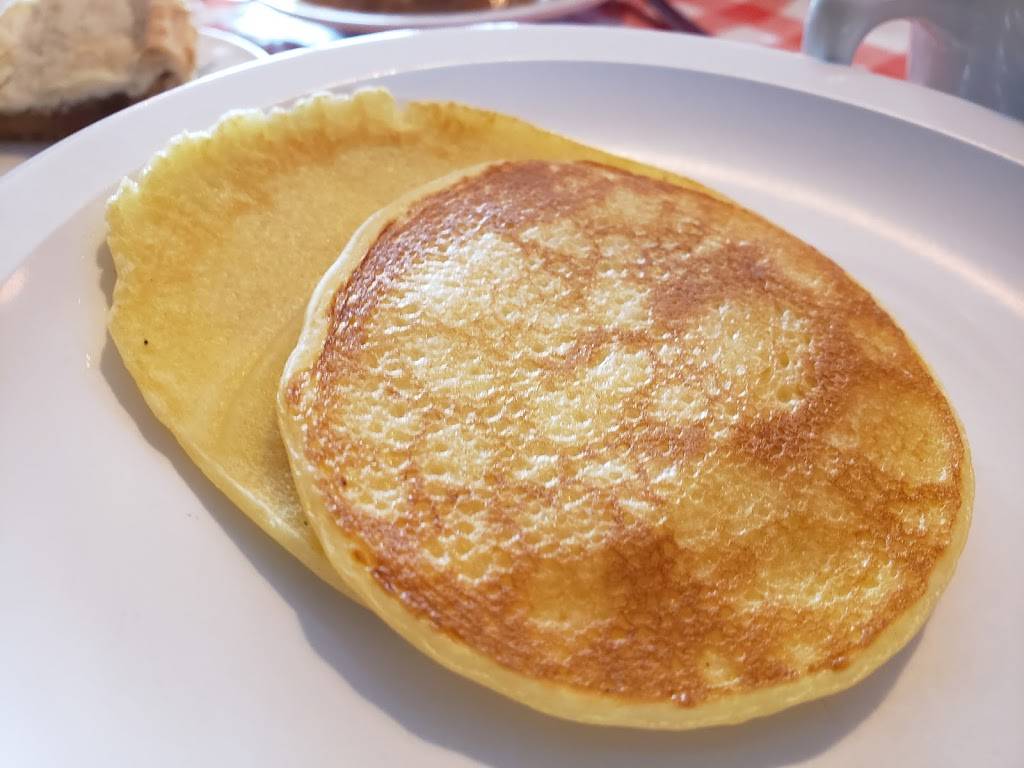 Cabane A Sucre Raymond/ Sucr’O’Max | restaurant | 444 Chemin Avila, Piedmont, QC J0R 1K0, Canada | 4502242569 OR +1 450-224-2569