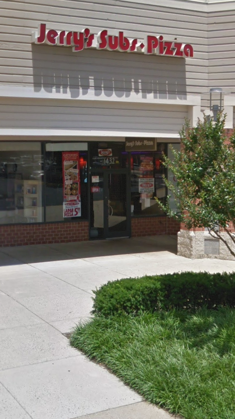 Jerrys Subs & Pizza | restaurant | 1432 North Point Village Center, Reston, VA 20194, USA | 7037070036 OR +1 703-707-0036