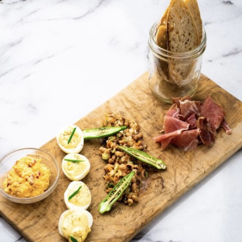 Lorettas Restaurant | restaurant | 8500 Pineville-Matthews Rd, Charlotte, NC 28226, USA | 7049103950 OR +1 704-910-3950