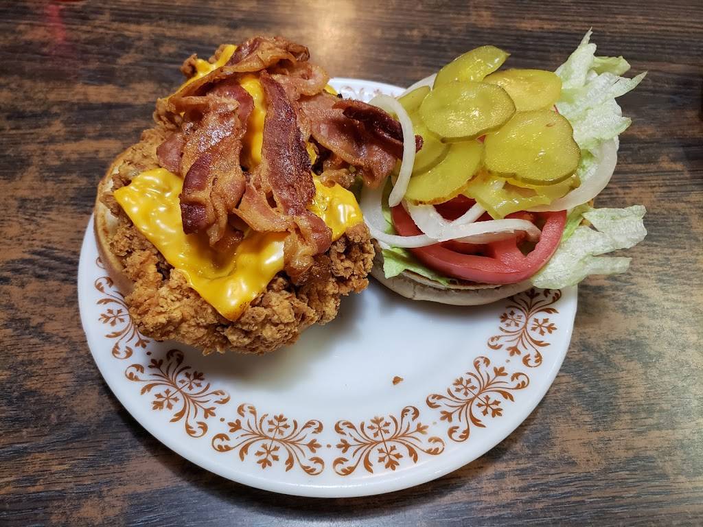 Ma & Pas Diner | restaurant | 5600 Williamsburg Rd, Sandston, VA 23150, USA | 8042260329 OR +1 804-226-0329