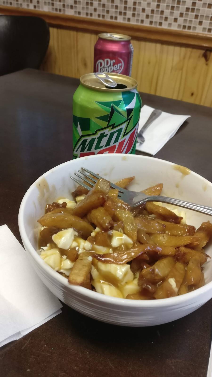 Restaurant Chez Mi Cho | restaurant | 77 Rue Saint-Paul, Saint-Jean-sur-Richelieu, QC J3B 1Z1, Canada | 4503481850 OR +1 450-348-1850