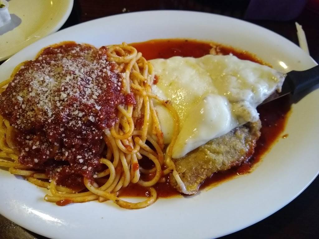 Capizzis Italian Kitchen | restaurant | 2525 Clarksville St, Paris, TX 75460, USA | 9037857590 OR +1 903-785-7590