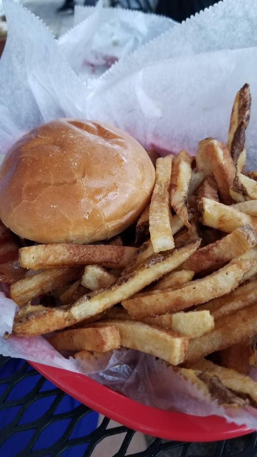 Fosters Grille | restaurant | 9417 West St, Manassas, VA 20110, USA | 7032577272 OR +1 703-257-7272