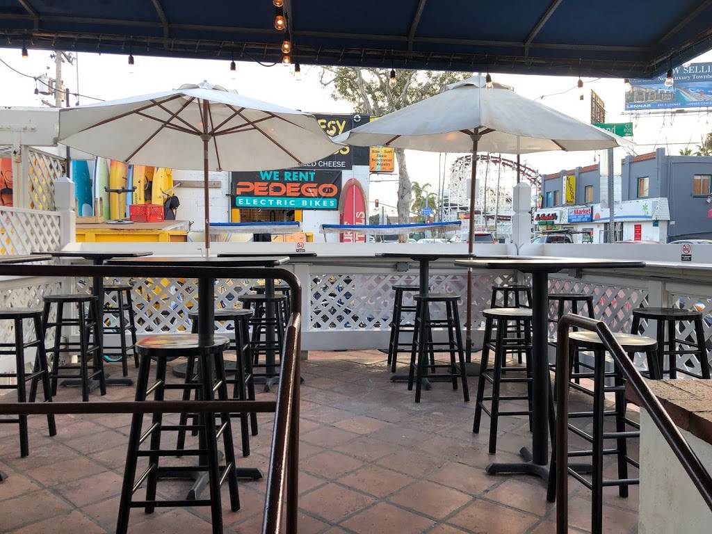 Acapulco Bay Seafood | restaurant | 3231 Mission Blvd, San Diego, CA 92109, USA | 8583526308 OR +1 858-352-6308