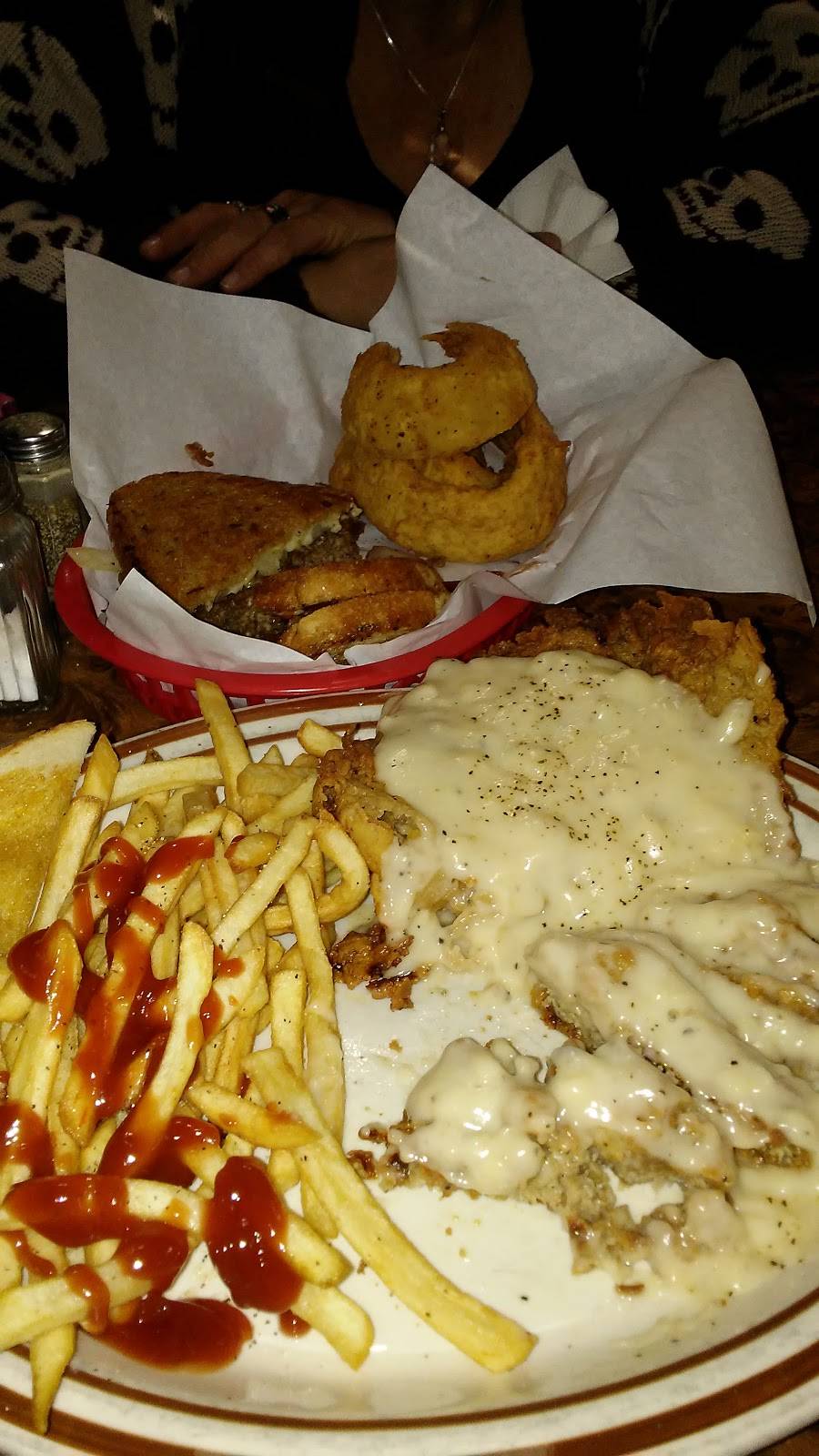 Busy Bee Cafe | restaurant | 301 S Main St, Maypearl, TX 76064, USA | 9724358222 OR +1 972-435-8222