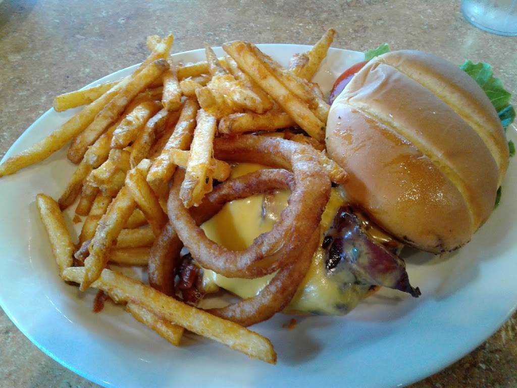Gold City Grill | restaurant | 935 Oro Dam Blvd E, Oroville, CA 95965, USA | 5305339332 OR +1 530-533-9332