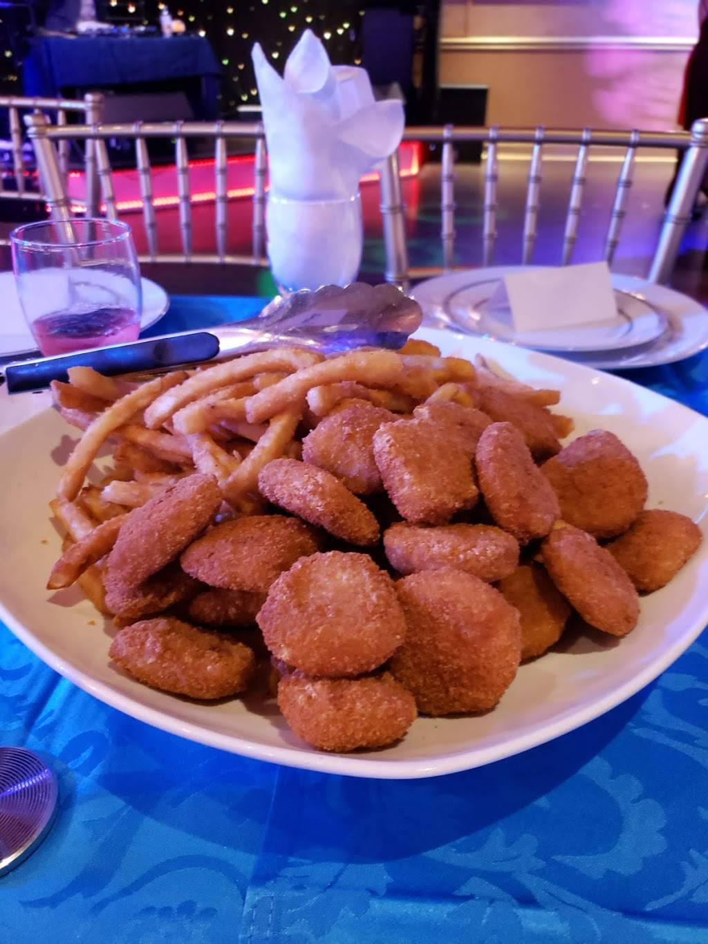 Arbat Restaurant | restaurant | 1416 Centre St, Thornhill, ON L4J 8A1, Canada | 9058816666 OR +1 905-881-6666