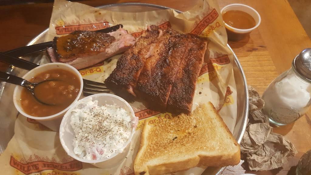 Willie Jewells Old School Bar-B-Q | restaurant | 3412 River Watch Pkwy, Martinez, GA 30907, USA | 7622228587 OR +1 762-222-8587