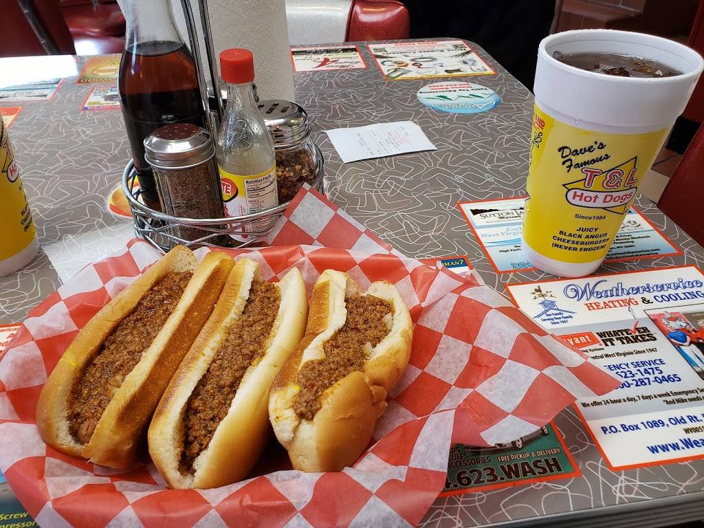 Daves Famous T & L Hot Dogs | restaurant | 1202 E Pike St, Clarksburg, WV 26301, USA | 3046223994 OR +1 304-622-3994
