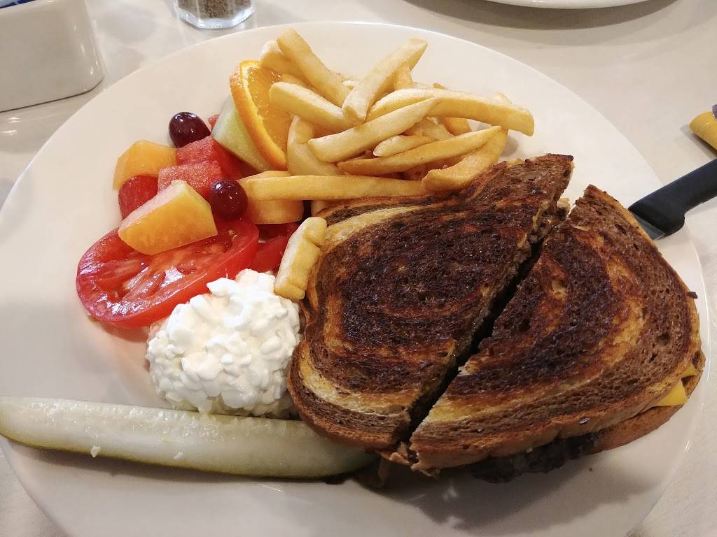 Effies Restaurant & Bar | restaurant | 331 W Hacienda Ave, Campbell, CA 95008, USA | 4083743400 OR +1 408-374-3400