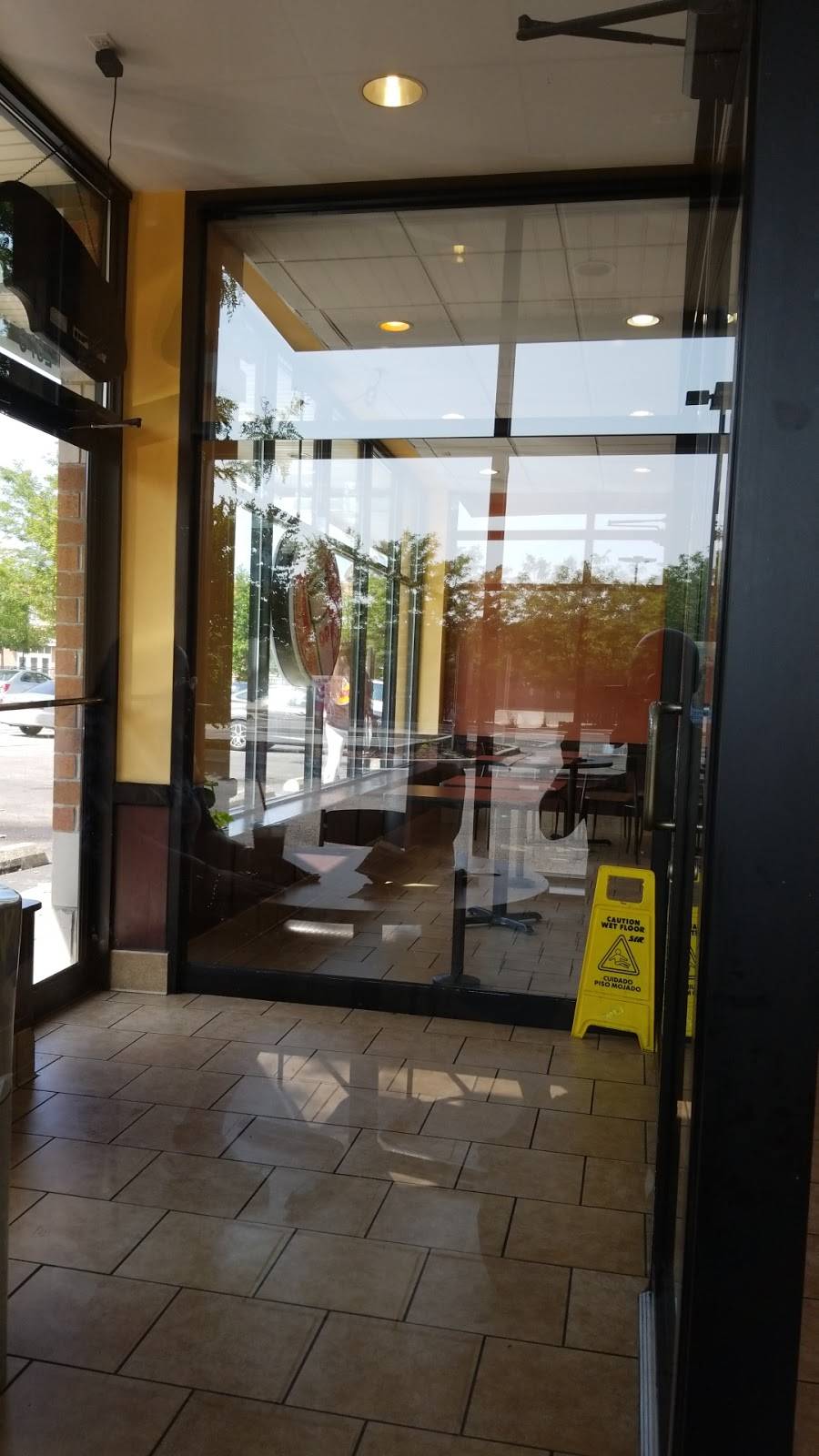 Dunkin Donuts | cafe | 6237 S Halsted Pkwy, Chicago, IL 60621, USA | 7737838328 OR +1 773-783-8328