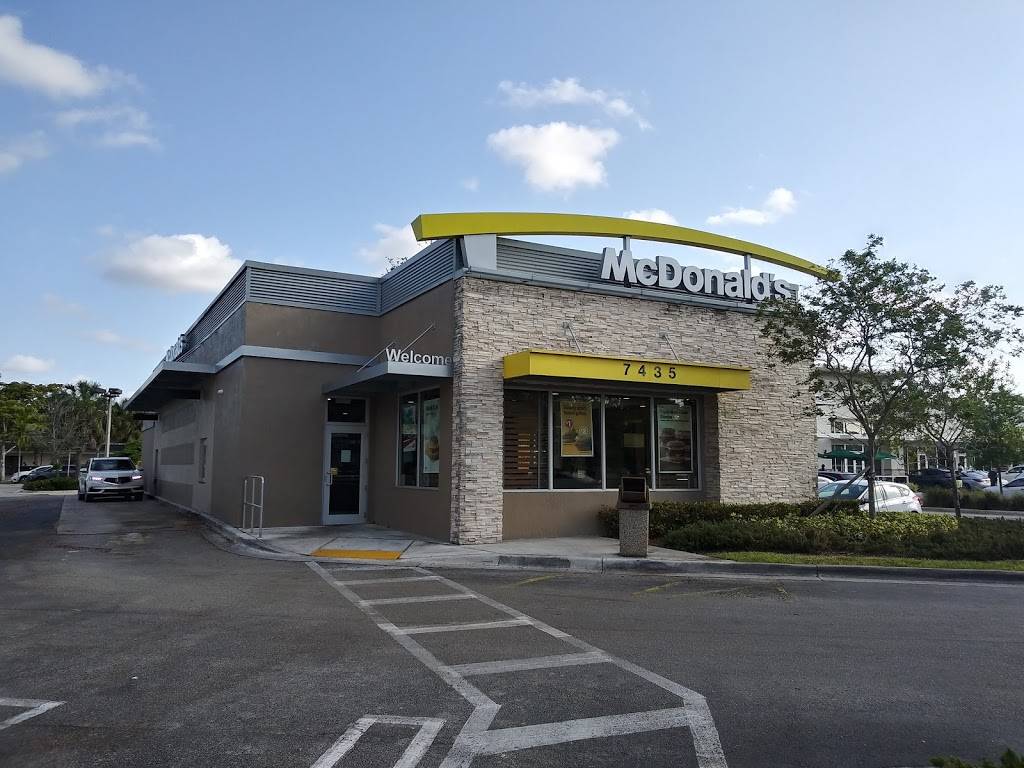 McDonalds | cafe | 7435 Miami Lakes Dr W, Miami Lakes, FL 33014, USA | 3058240800 OR +1 305-824-0800