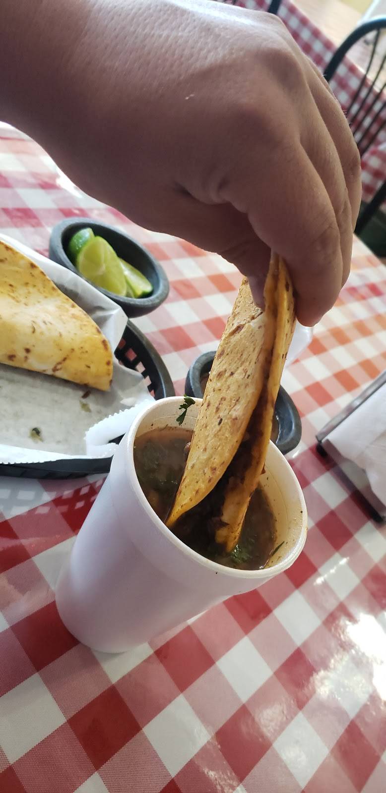 Birrieria La Terraza | restaurant | 2839 S Pulaski Rd, Chicago, IL 60623, USA | 7735219801 OR +1 773-521-9801