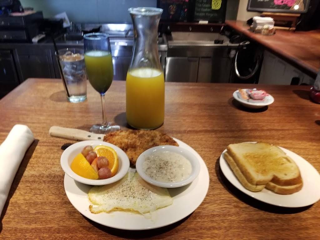 Iron Grill | restaurant | 2422 13th St, Sacramento, CA 95818, USA | 9167375115 OR +1 916-737-5115