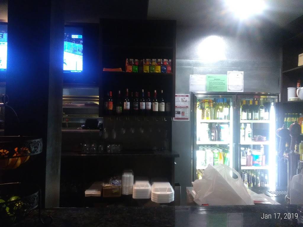 Caliente Kitchen and Bar | restaurant | 17302 140th Ave NE, Woodinville, WA 98072, USA | 4258922639 OR +1 425-892-2639