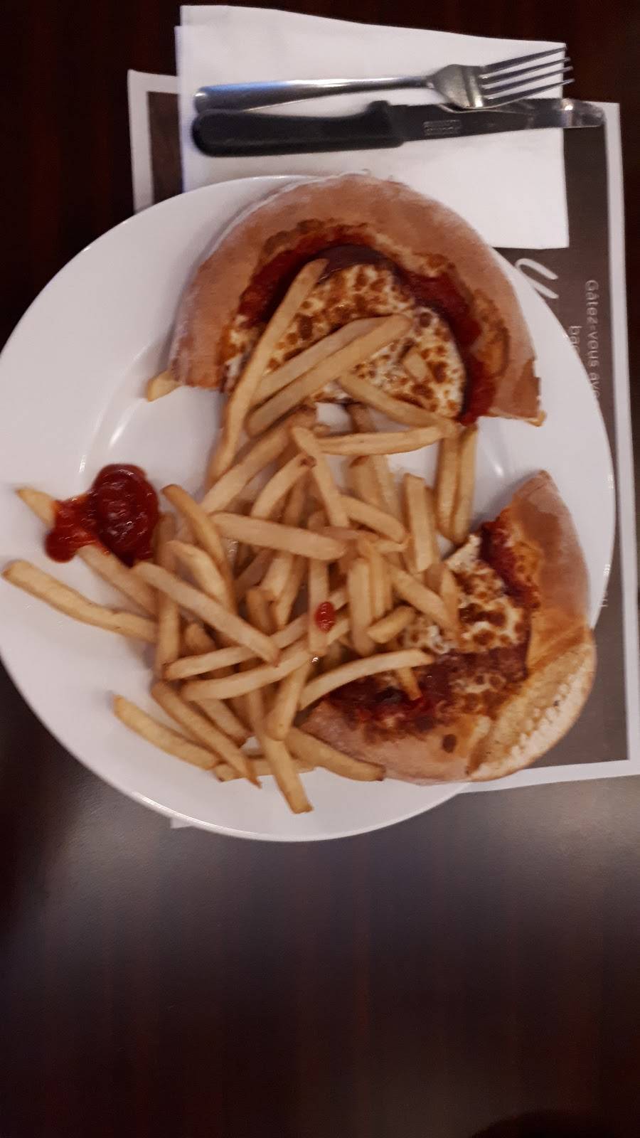 Toujours Mikes | restaurant | 7900 Boulevard Henri-Bourassa, Québec, QC G1H 3G3, Canada | 4186283030 OR +1 418-628-3030