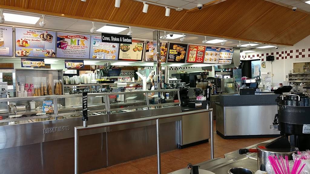 Braums Ice Cream & Burger Restaurant | restaurant | 1803 S Sheridan Rd, Tulsa, OK 74112, USA | 9188348040 OR +1 918-834-8040