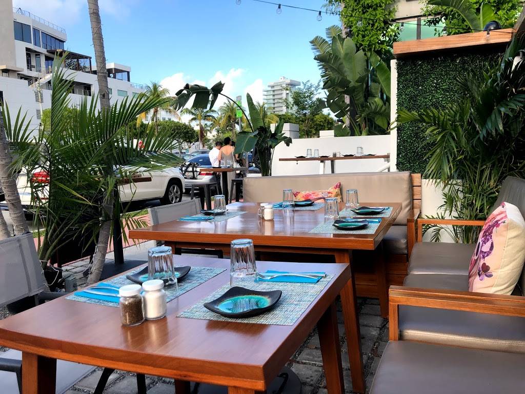 Le Piment Miami | restaurant | 864 Commerce St, Miami Beach, FL 33139, USA | 3053978448 OR +1 305-397-8448