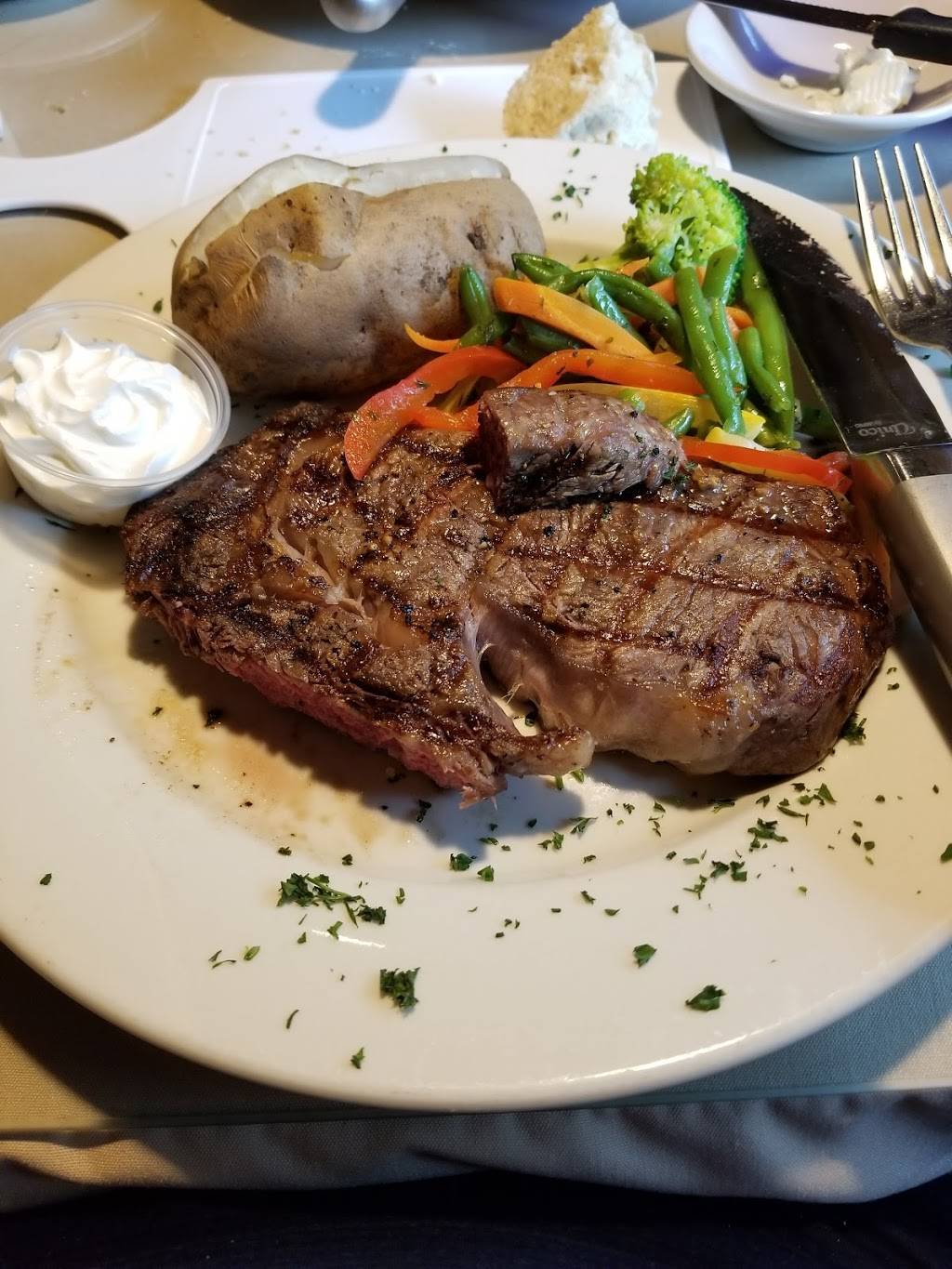 Baxters Restaurant | restaurant | 4919 1st Coast Hwy, Fernandina Beach, FL 32034, USA | 9042774503 OR +1 904-277-4503